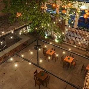 https://casa-namal.quintano-roohotels.com