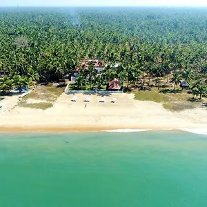 https://veda5-ayurveda-living-village.kerala-hotels.net